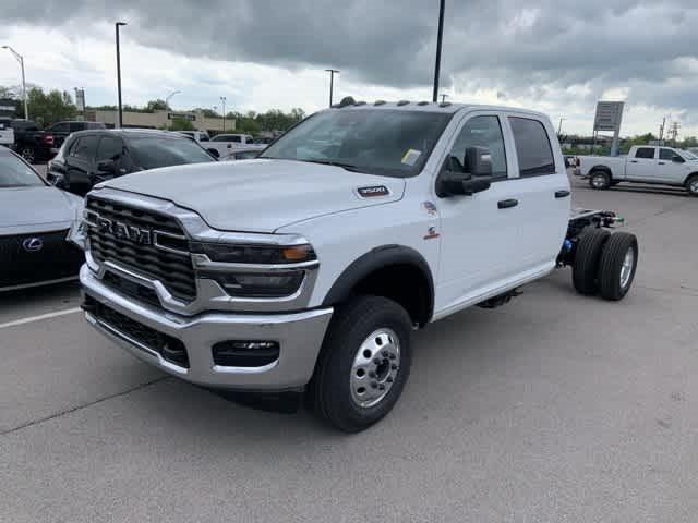 2025 RAM Ram 3500 Chassis Cab RAM 3500 TRADESMAN CREW CAB CHASSIS 4X4 60 CA