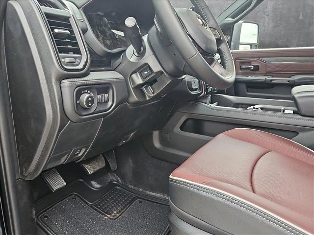 2025 RAM Ram 2500 RAM 2500 LIMITED CREW CAB 4X4 64 BOX 2025 RAM Ram 2500 RAM 2500 LIMITED CREW CAB 4X4 64 BOX