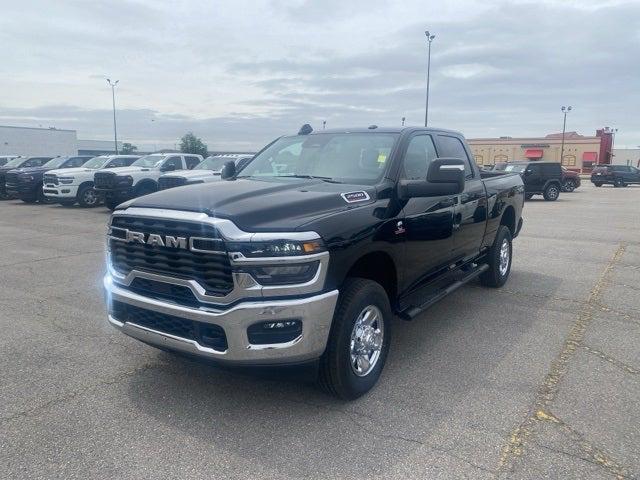 2025 RAM Ram 2500 RAM 2500 TRADESMAN CREW CAB 4X4 64 BOX