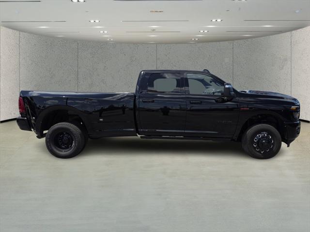 2025 RAM Ram 3500 RAM 3500 LARAMIE CREW CAB 4X4 8 BOX