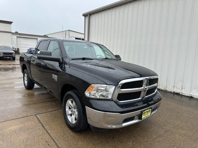 2023 RAM 1500 Classic SLT Crew Cab 4x4 57 Box