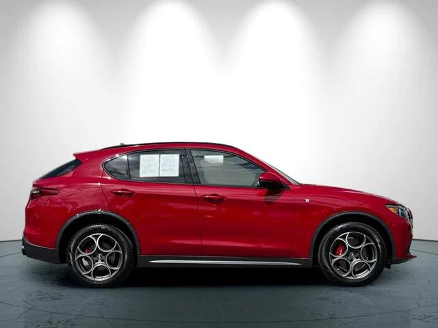 2022 Alfa Romeo Stelvio Ti AWD