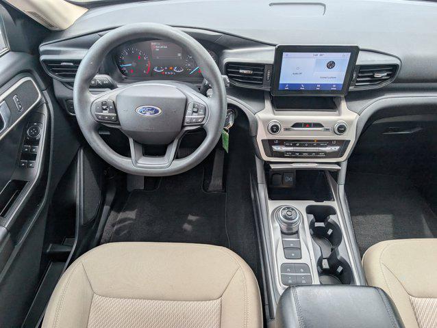 2021 Ford Explorer Base