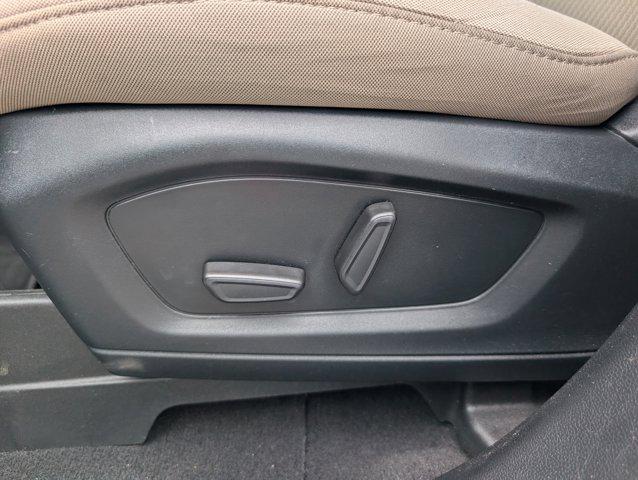 2021 Ford Explorer Base