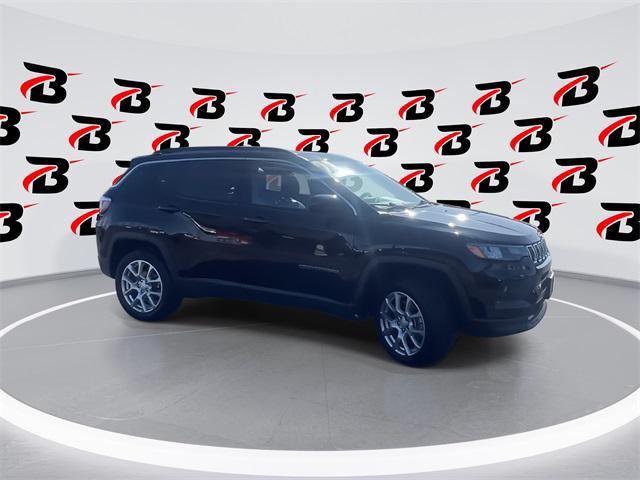 2023 Jeep Compass Latitude Lux FWD