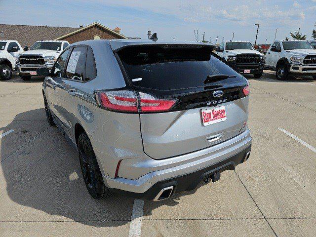 2022 Ford Edge ST