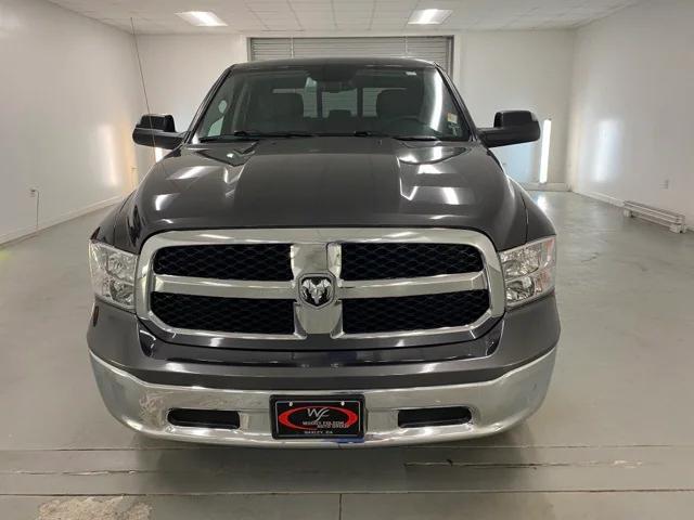 2022 RAM 1500 Classic SLT Crew Cab 4x4 57 Box