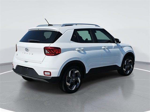 2024 Hyundai Venue SEL