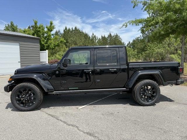 2025 Jeep Gladiator GLADIATOR NIGHTHAWK 4X4