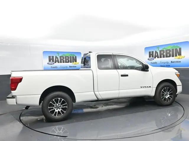 2024 Nissan Titan Crew Cab SV 4x4