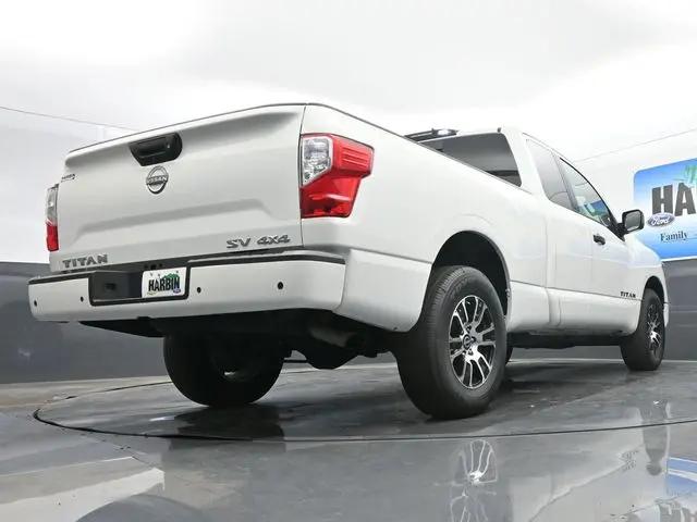 2024 Nissan Titan Crew Cab SV 4x4