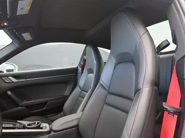 2020 Porsche 911 Carrera 4S