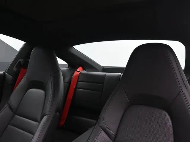 2020 Porsche 911 Carrera 4S