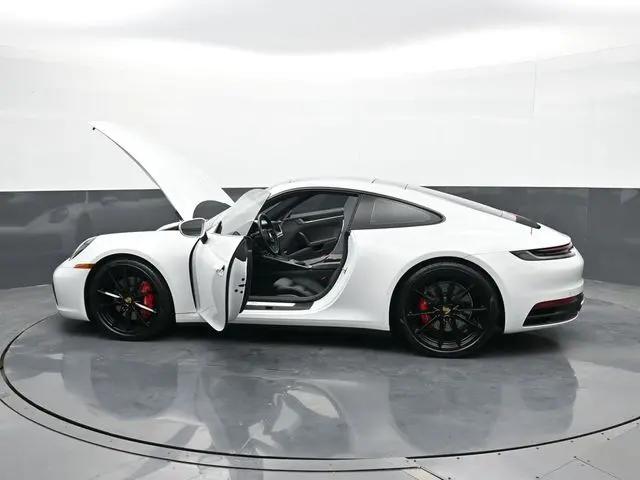 2020 Porsche 911 Carrera 4S