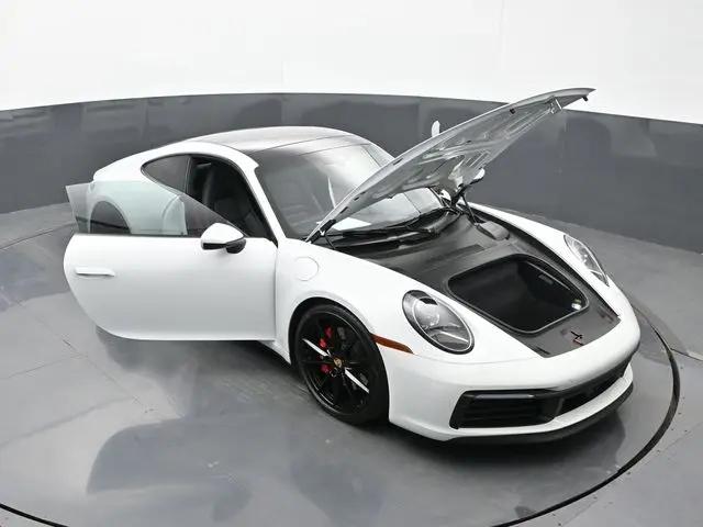 2020 Porsche 911 Carrera 4S