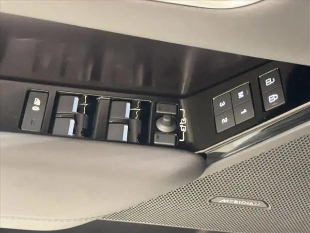 2026 Land Rover Range Rover Velar P400 Dynamic SE