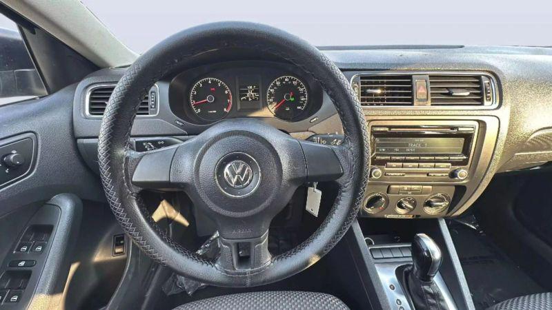 2013 Volkswagen Jetta 2.0L S