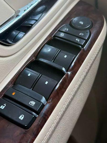 2011 Cadillac Escalade EXT Premium