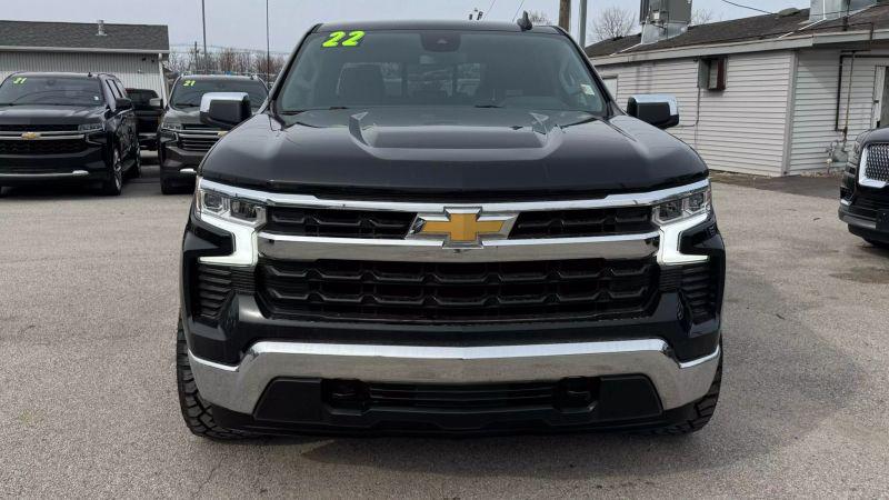2022 Chevrolet Silverado 1500 4WD Crew Cab Standard Bed LT