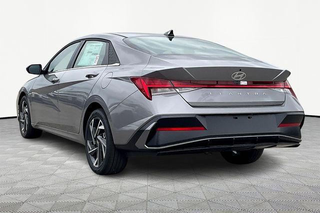 New 2025 Hyundai Elantra For Sale in Olive Branch, MS