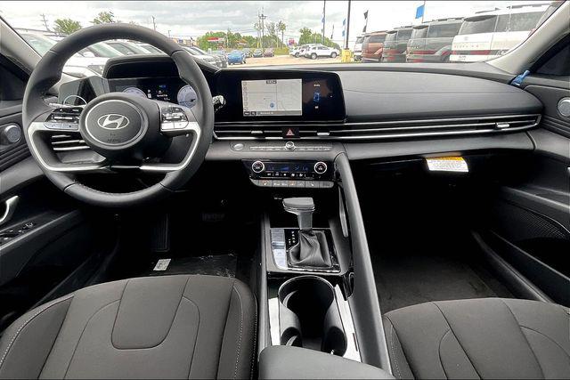 New 2025 Hyundai Elantra For Sale in Olive Branch, MS