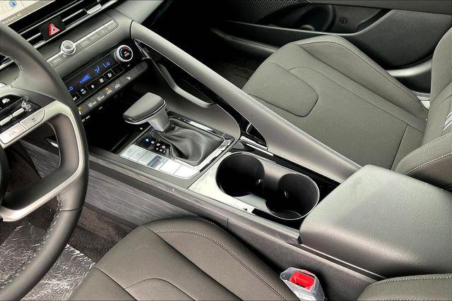 New 2025 Hyundai Elantra For Sale in Olive Branch, MS