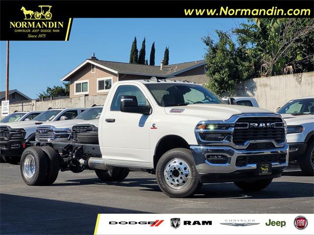 2025 RAM Ram 3500 Chassis Cab RAM 3500 TRADESMAN CHASSIS REGULAR CAB 4X2 84 CA