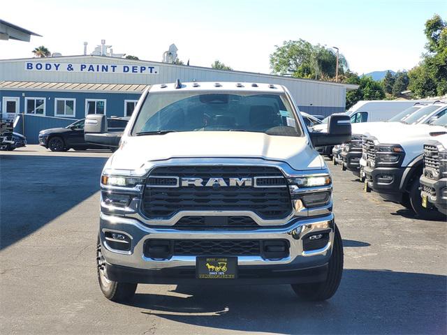 2025 RAM Ram 3500 Chassis Cab RAM 3500 TRADESMAN CHASSIS REGULAR CAB 4X2 84 CA