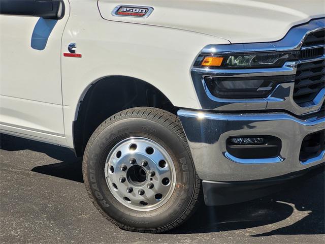 2025 RAM Ram 3500 Chassis Cab RAM 3500 TRADESMAN CHASSIS REGULAR CAB 4X2 84 CA