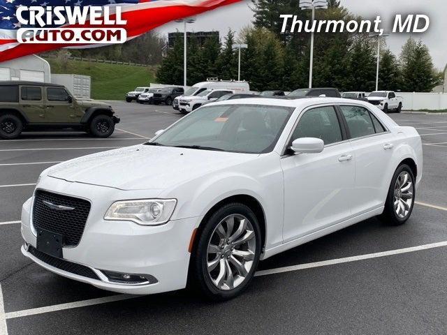 2017 Chrysler 300 Limited