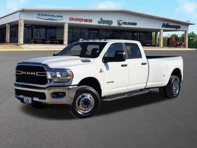 2024 Ram 3500 Big Horn Crew Cab 4x4 8 Box for sale in Pleasanton, TX