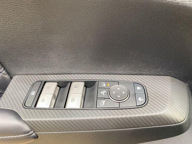 2025 Mitsubishi Outlander PHEV SEL S-AWC