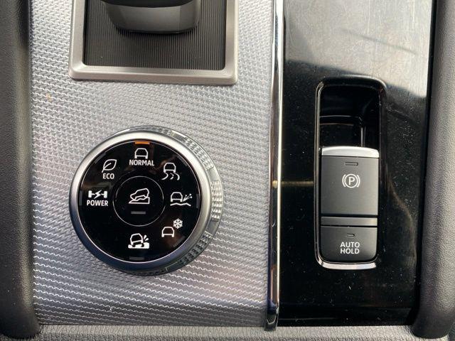 2025 Mitsubishi Outlander PHEV SEL S-AWC