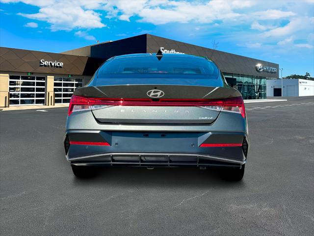 2025 Hyundai Elantra Limited