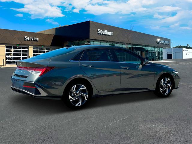 2025 Hyundai Elantra Limited