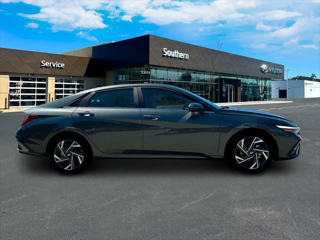 2025 Hyundai Elantra Limited