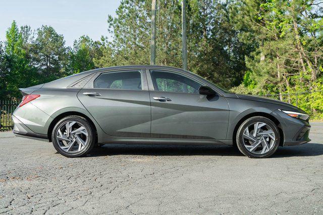 2025 Hyundai Elantra Hybrid SEL Sport