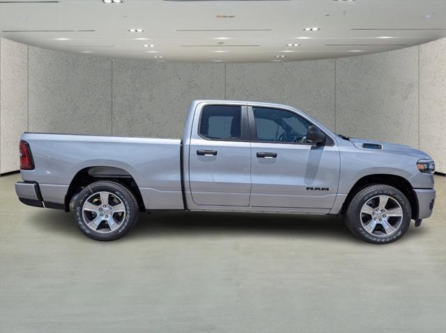 2025 RAM Ram 1500 RAM 1500 TRADESMAN QUAD CAB 4X2 64 BOX