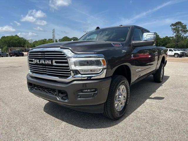 2024 RAM 2500 Laramie Crew Cab 4x4 64 Box