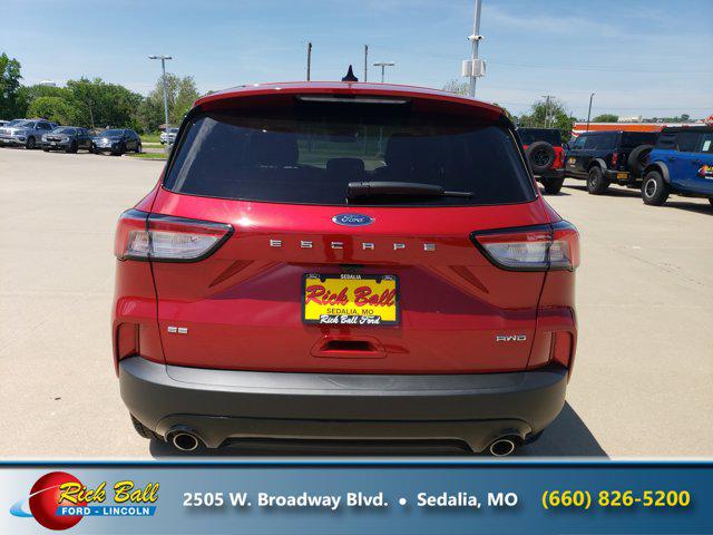 2022 Ford Escape SE