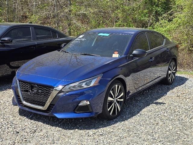 2022 Nissan Altima SR FWD