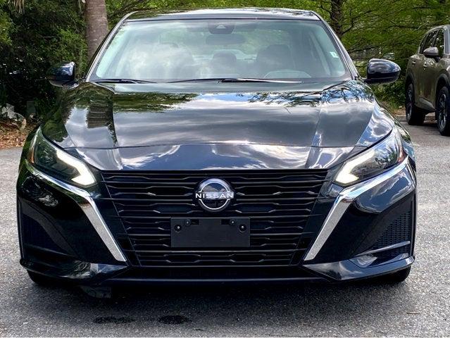 2023 Nissan Altima SV FWD