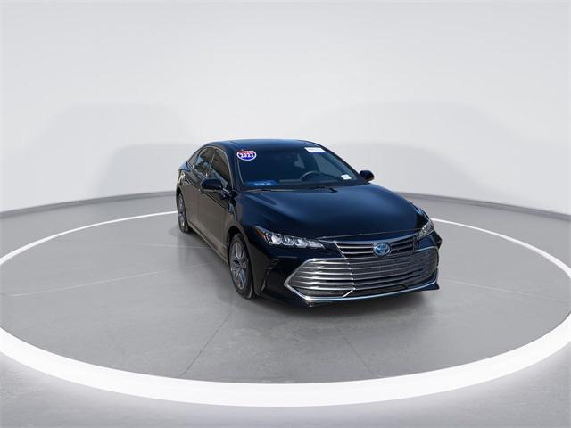 2022 Toyota Avalon XLE Hybrid