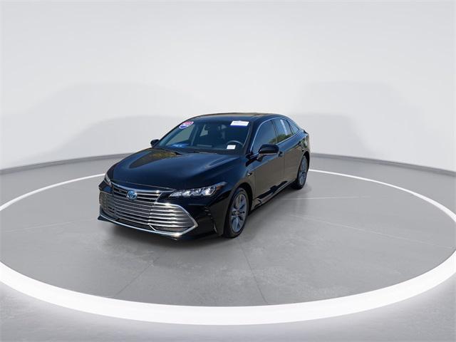 2022 Toyota Avalon XLE Hybrid