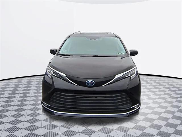 2022 Toyota Sienna XLE
