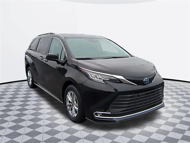 2022 Toyota Sienna XLE