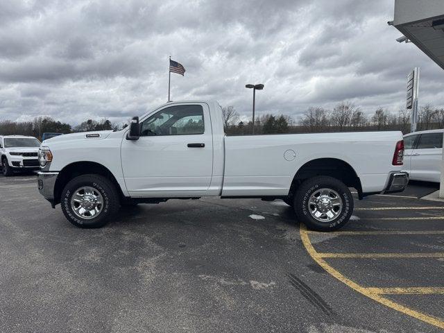 2023 RAM 2500 Tradesman Regular Cab 4x4 8 Box