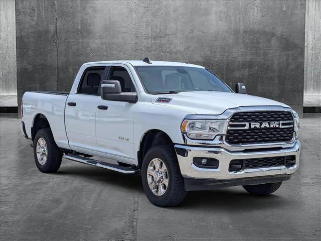 2024 RAM 2500 Big Horn Crew Cab 4x4 64 Box