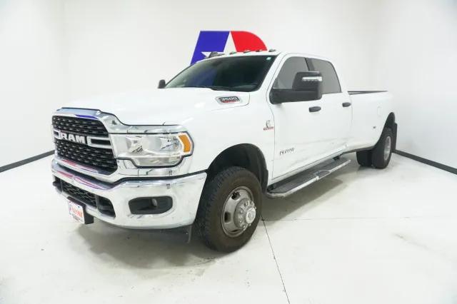 2024 RAM 3500 Big Horn Crew Cab 4x4 8 Box 2024 RAM 3500 Big Horn Crew Cab 4x4 8 Box