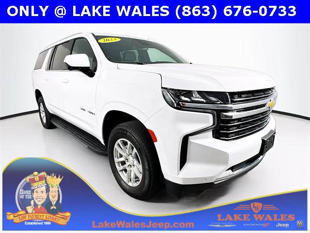 2023 Chevrolet Suburban 2WD LT